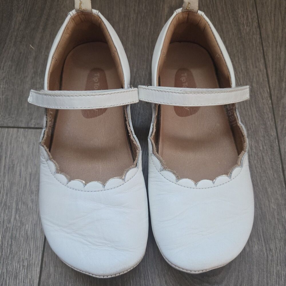 Tip Toey Joey White Leather Scalloped Mary Jane Flats Girls US 12 EU 29 Barefoot